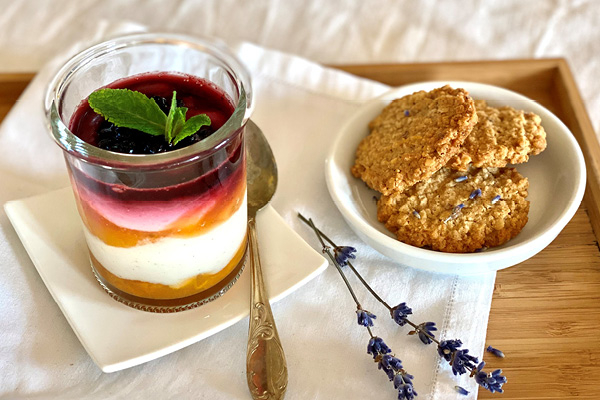Coconut, peach and blueberry cream & Lavender oatcakes with maple syrup
